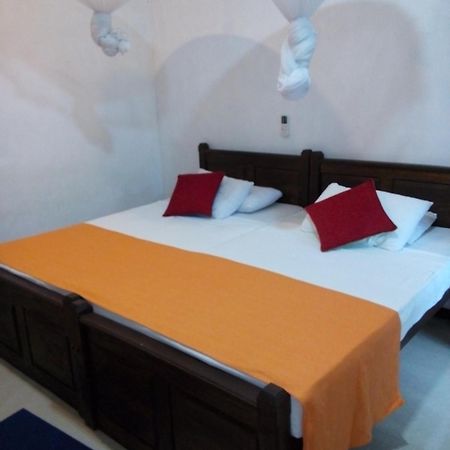 Villa Waterway Garden Polonnaruwa Exterior foto