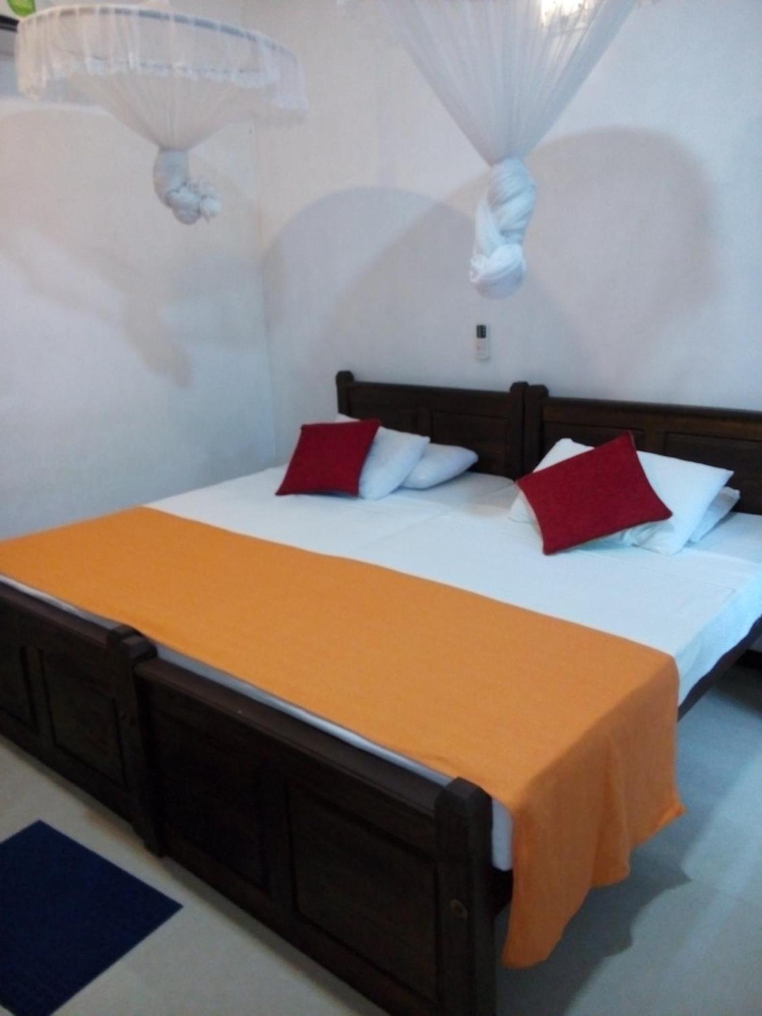 Villa Waterway Garden Polonnaruwa Exterior foto